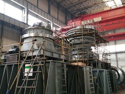 Operación de prueba del triturador giratorio y cónico